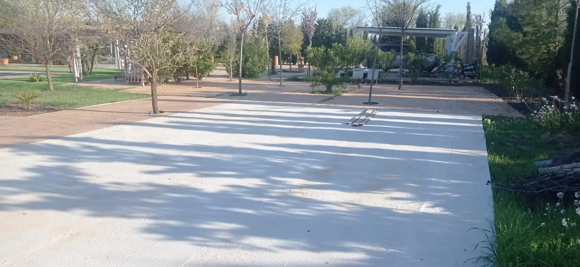 Vista exterior de Casa o xalet en venda en Albacete amb Aire condicionat i Piscina