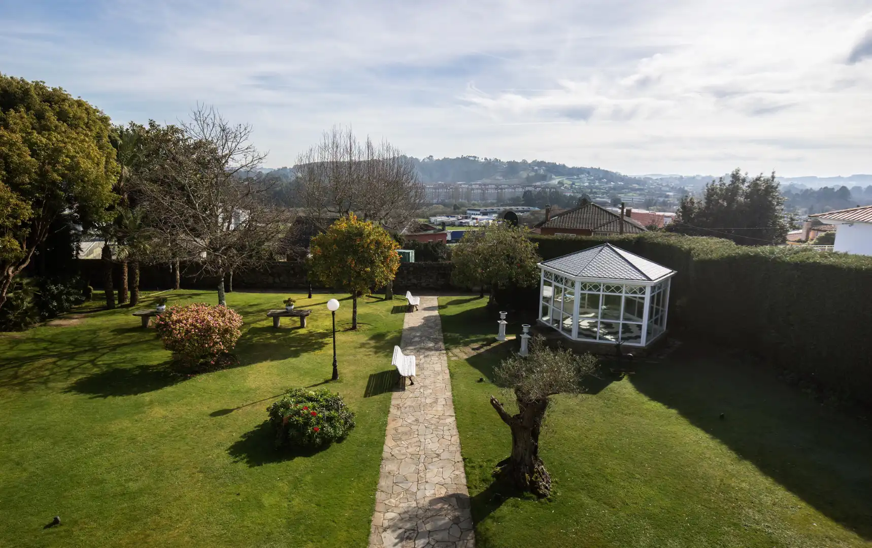 Jardín de Casa o chalet en venta en Culleredo con Calefacción, Jardín privado y Parquet