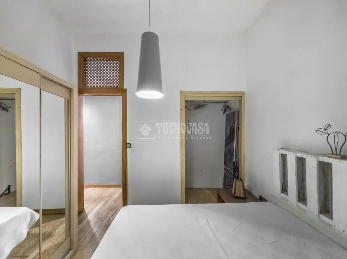 Habitación de Piso en venta en Madrid con Calefacción