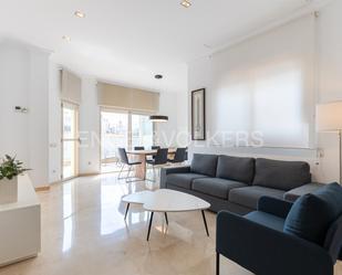 Sala d'estar de Apartament de lloguer en  Valencia Capital amb Aire condicionat, Calefacció i Terrassa