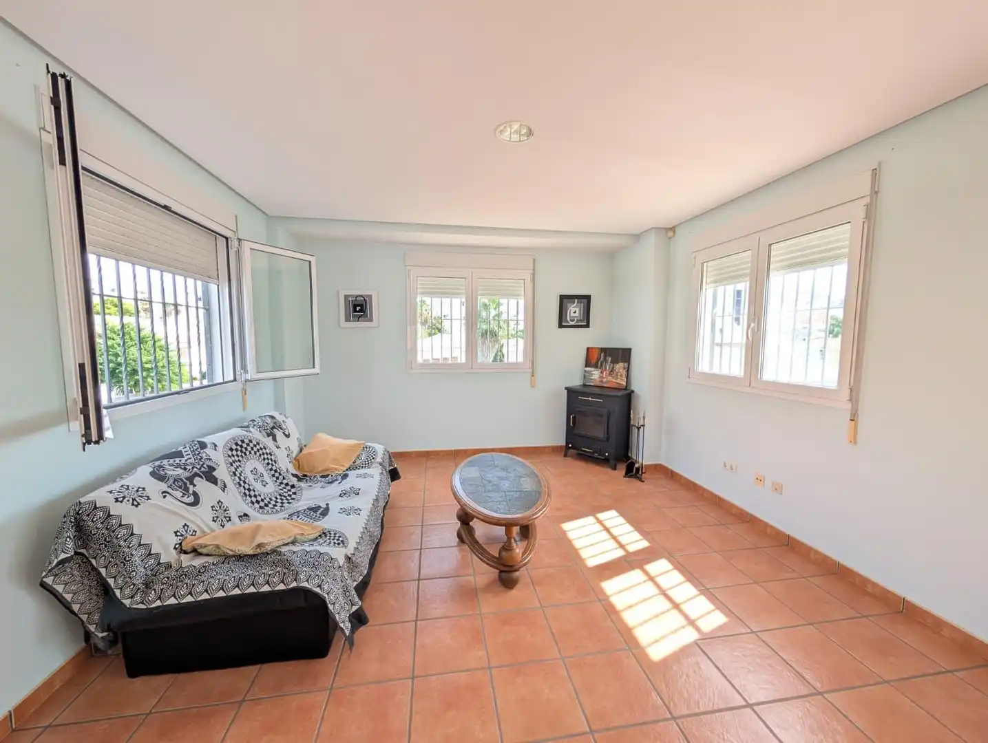 Wohnzimmer von Haus oder Chalet zum Verkauf in Gandia mit Heizung, Privatgarten und Terrasse