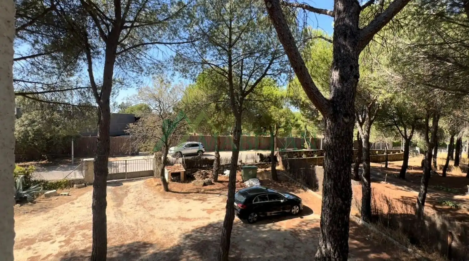 Parking of Land for sale in Torrelodones