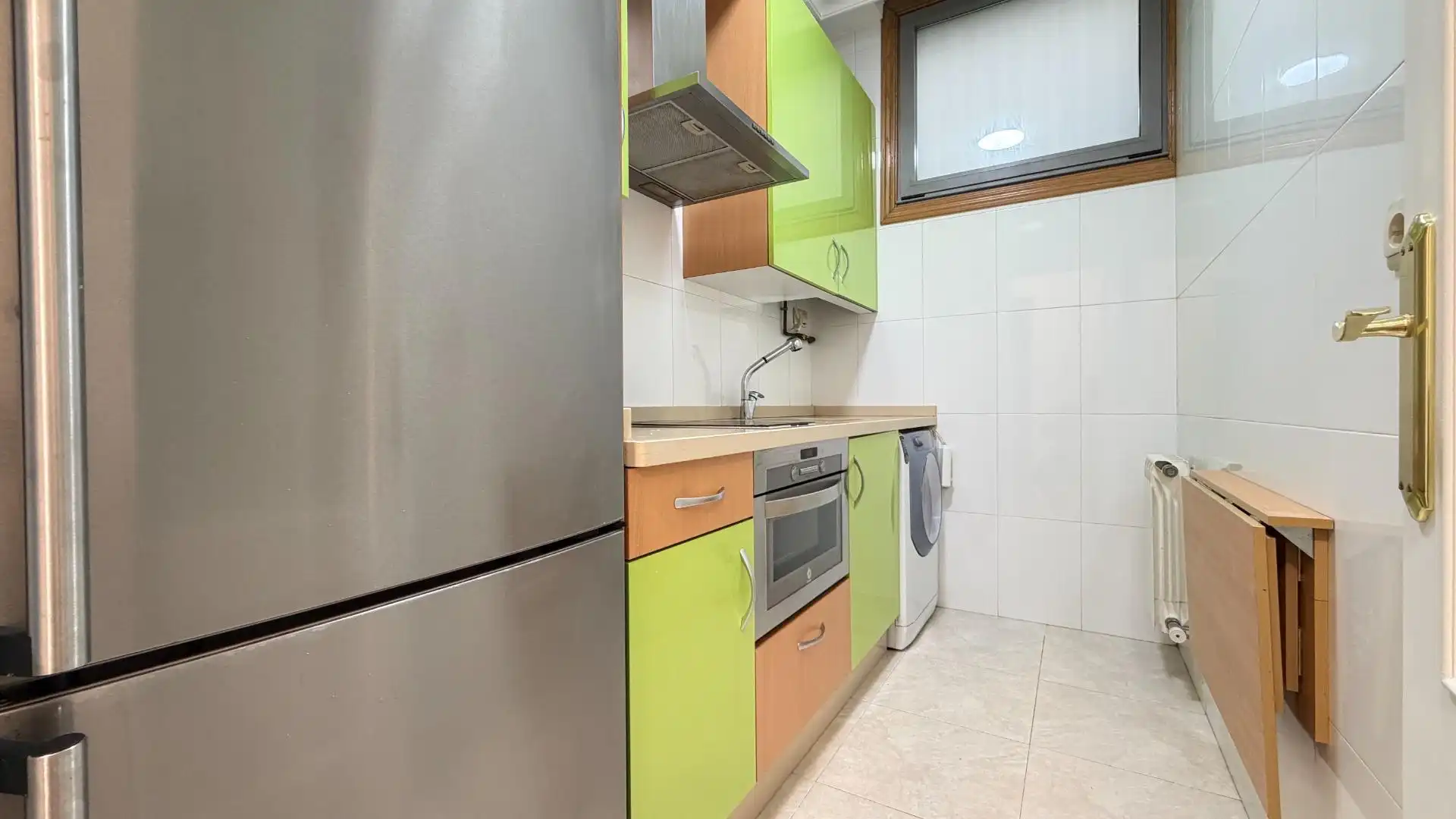 Küche von Wohnung zur Miete in Vigo  mit Heizung