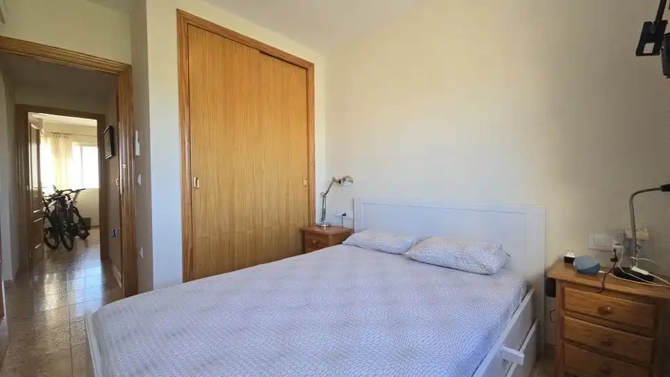Schlafzimmer von Wohnung zur Miete in Piles mit Klimaanlage, Terrasse und Möbliert