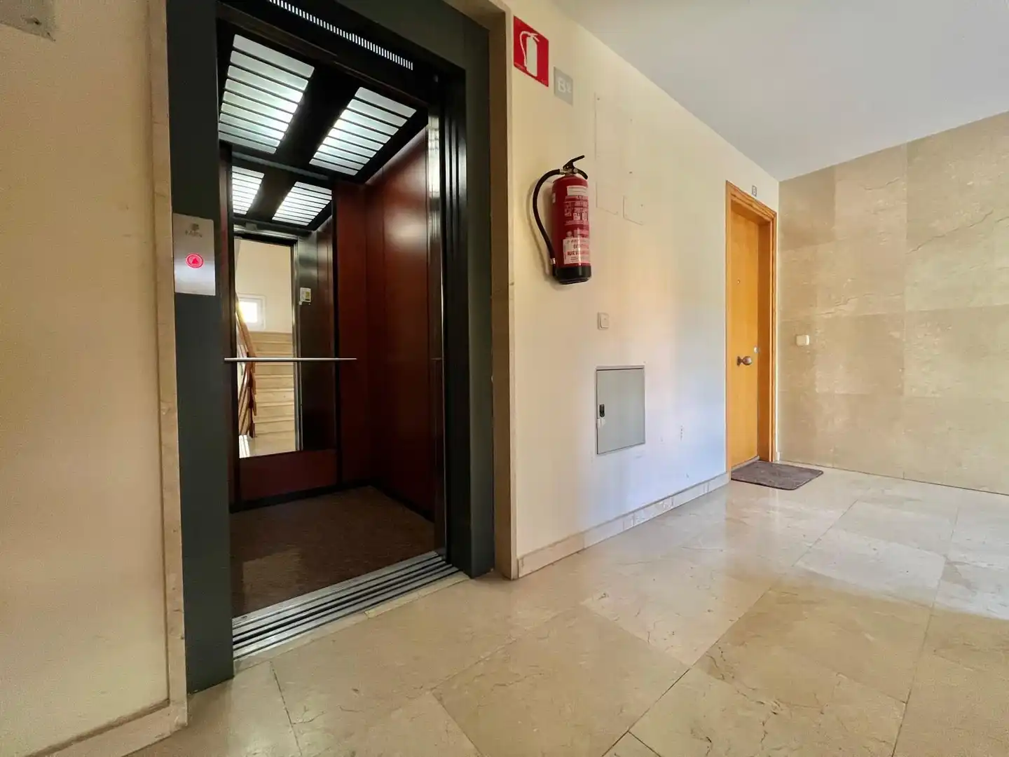 Appartamento con piscina in affitto a AGUA, imagen 10