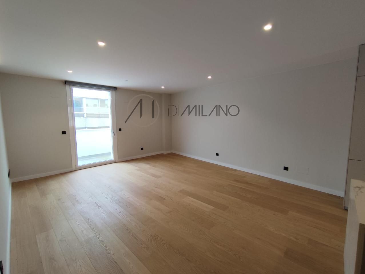 Living room of Flat for sale in Vigo   with Air Conditioner, Heating and Terrace