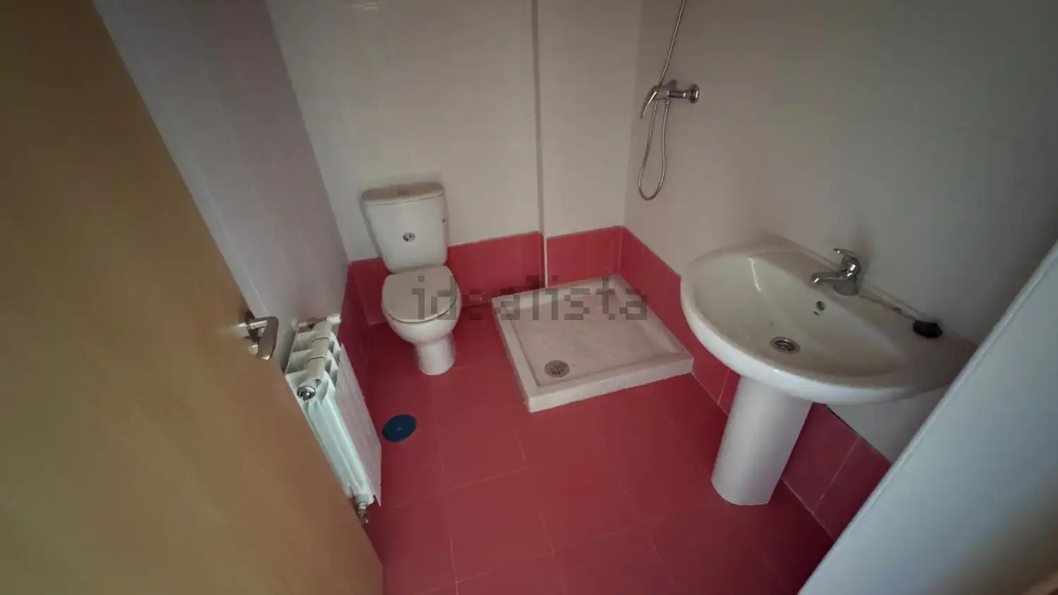 Bany de Pis en venda en Puertollano amb Traster