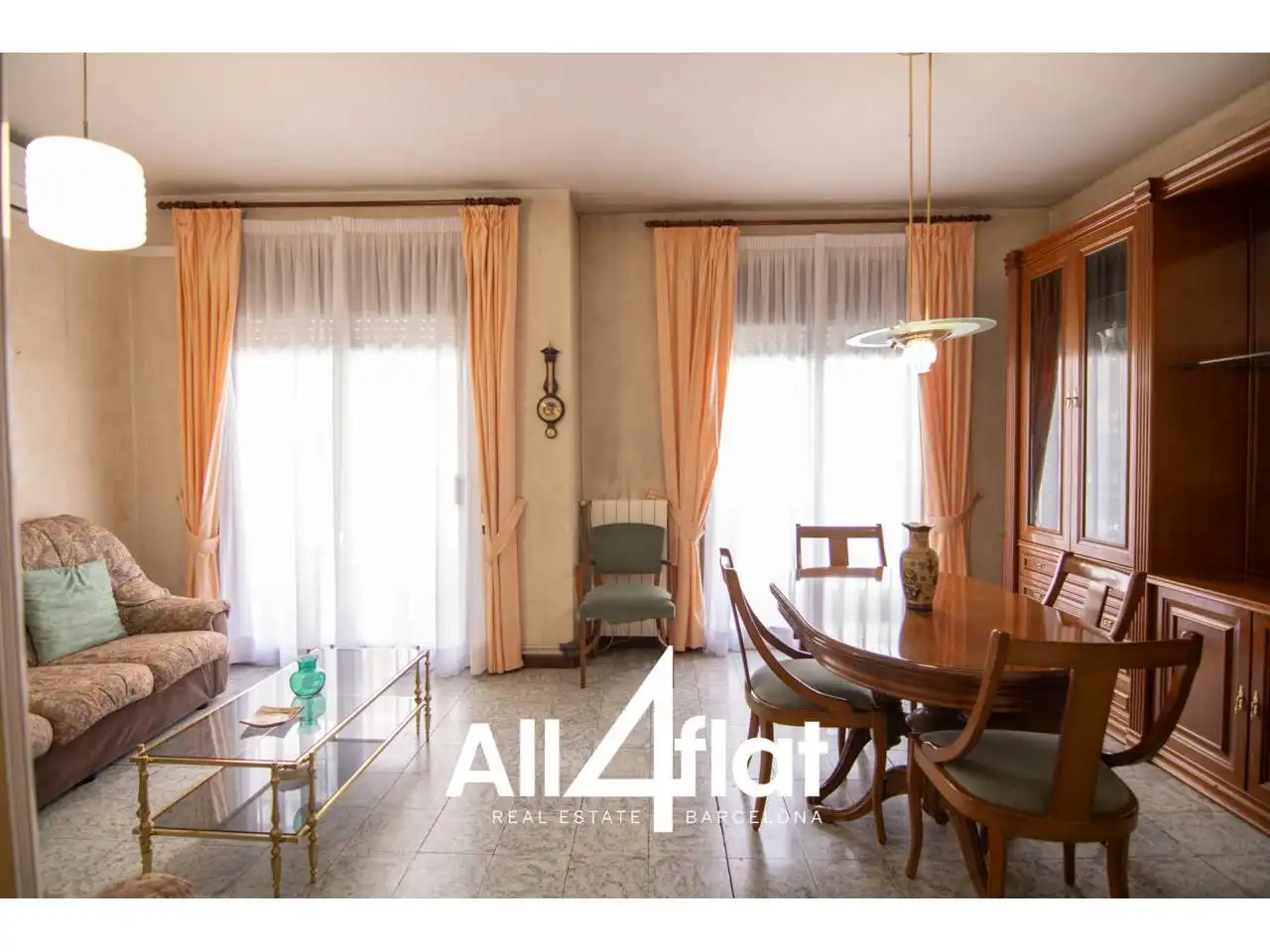 Dining room of Flat for rent in Barcelona  with Air Conditioner, Parquet flooring and Furnished