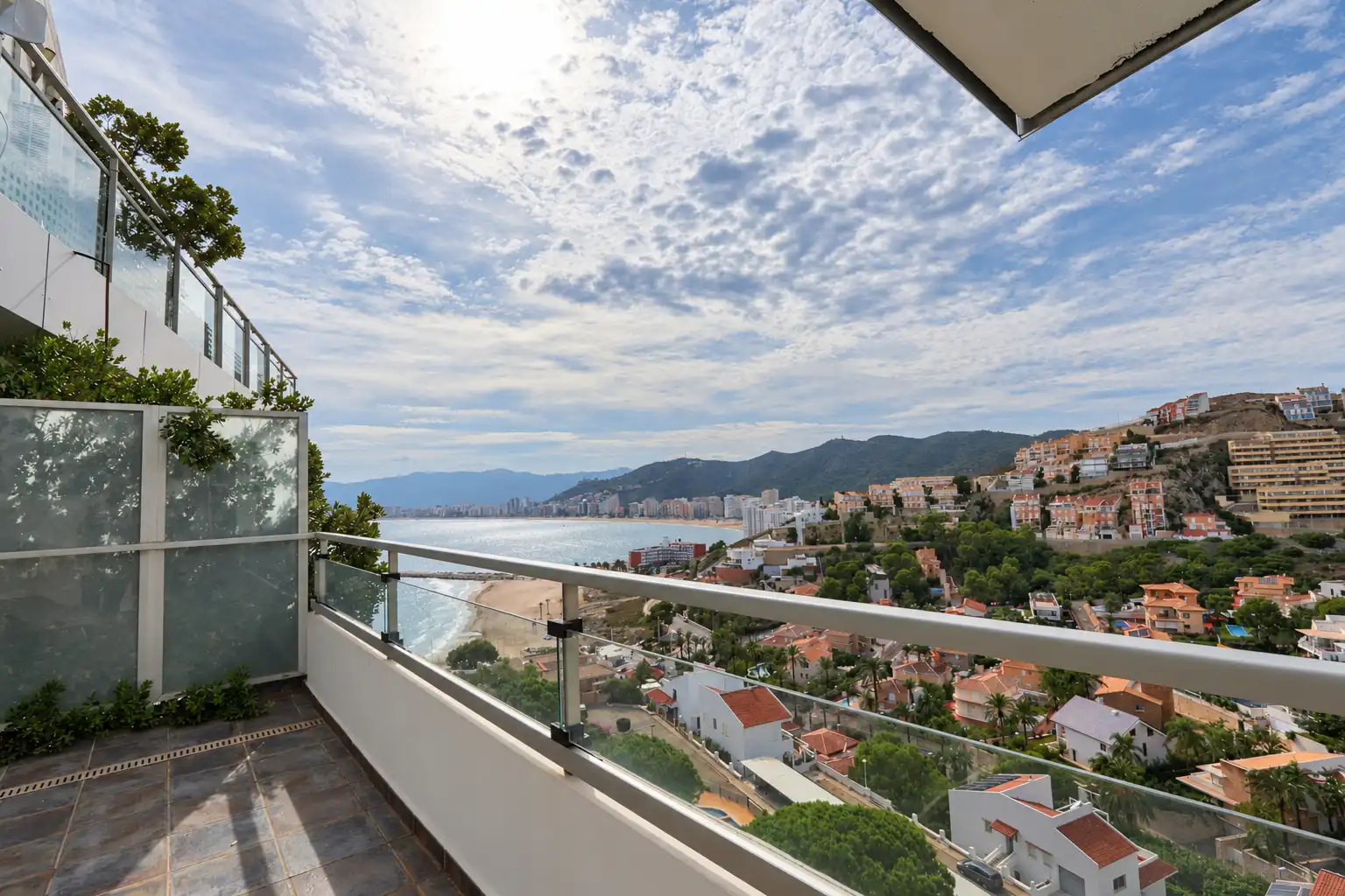 Chalet con terraza en venta en Calle de la Serra Mariola, imagen 36