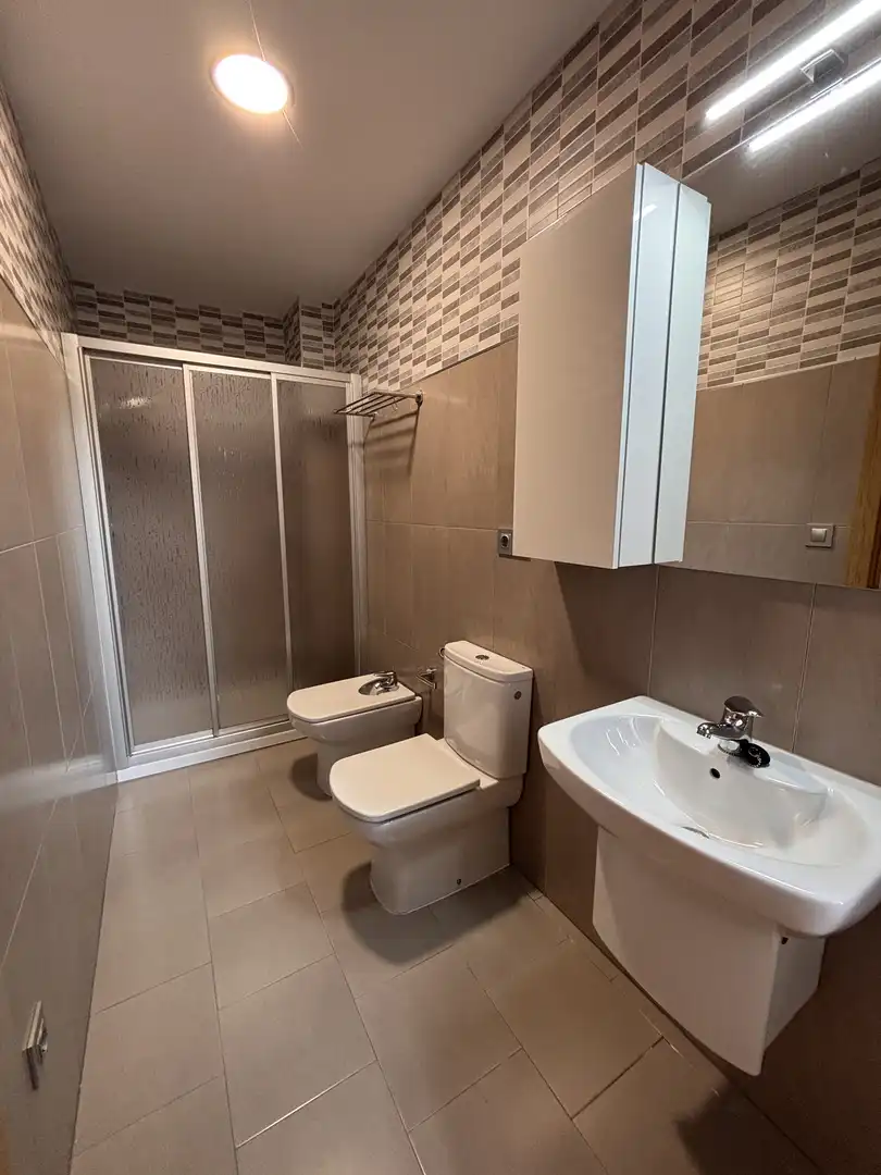 Bany de Casa adosada en venda en Allariz amb Terrassa i Balcó