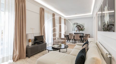 Piso en venta en Ayala