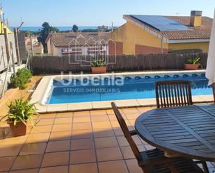 Swimming pool of House or chalet for sale in Sant Vicenç de Montalt  with Air Conditioner, Heating and Swimming Pool