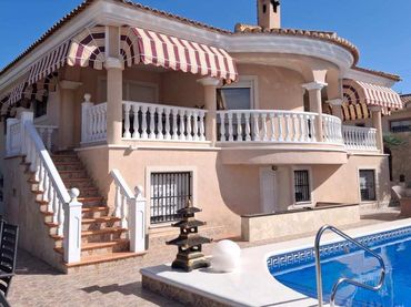 Haus mit Pool zum Verkauf in Formentera del Segura