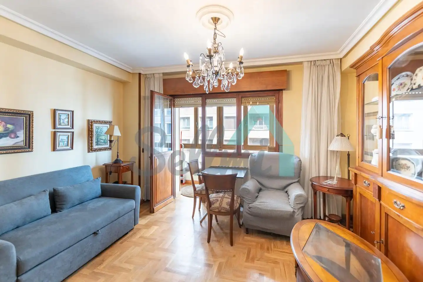 Wohnzimmer von Wohnung zur Miete in Gijón  mit Heizung, Parkett und Terrasse