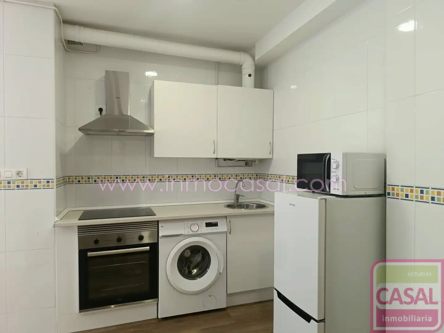 Küche von Wohnung zur Miete in Aller mit Heizung, Abstellraum und Möbliert