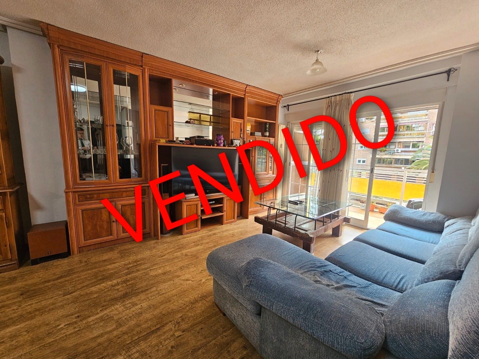 Living room of Flat for sale in Alcorcón  with Heating, Terrace and Storage room