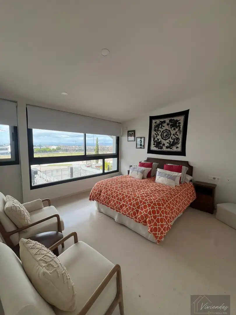 Habitación de Casa o chalet en venta en Boadilla del Monte con Calefacción, Trastero y Alarma