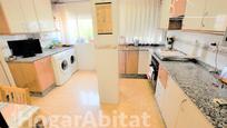Kitchen of Flat for sale in  Valencia Capital  with Air Conditioner