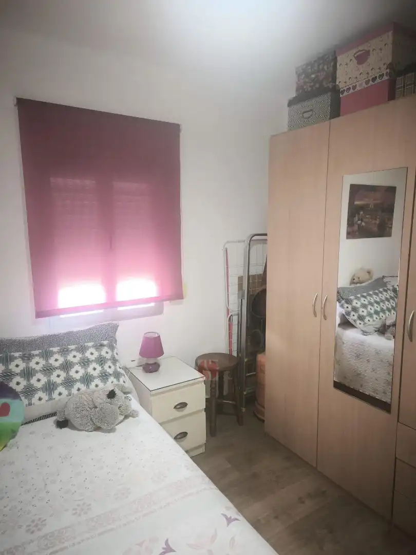 Bedroom of Flat for sale in Zaidín
