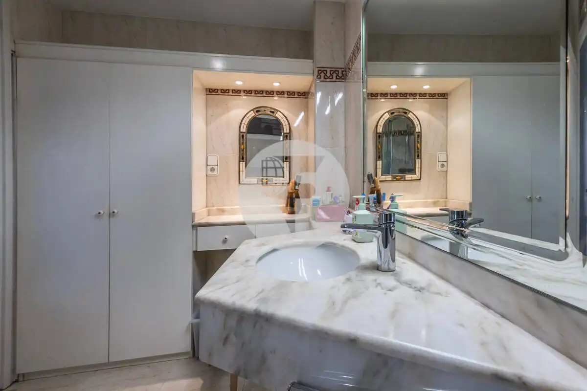 Baño de Casa o chalet en venta en Sabadell con Aire acondicionado, Calefacción y Terraza