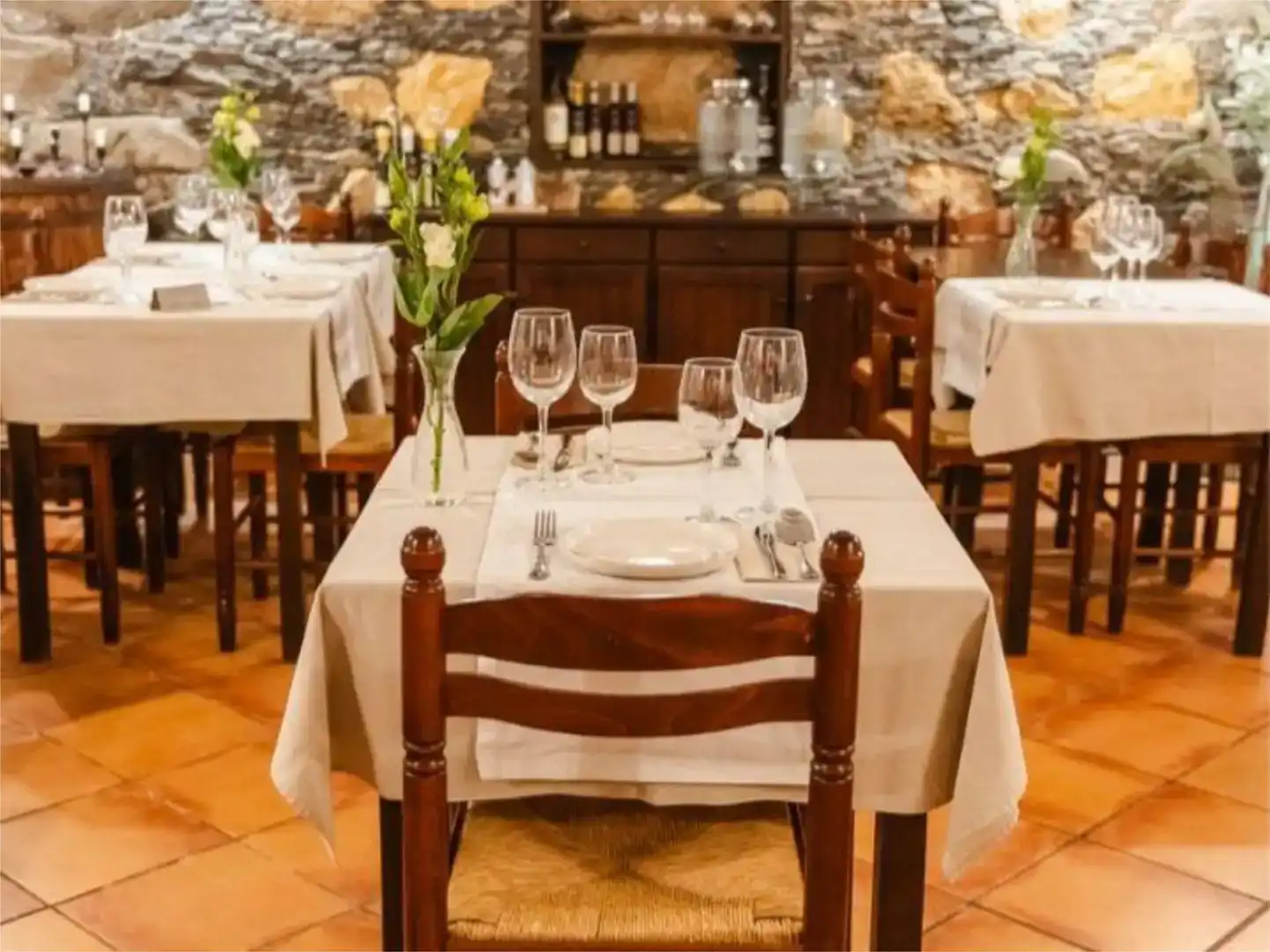 Local en venta en Vallehermoso con Amueblado