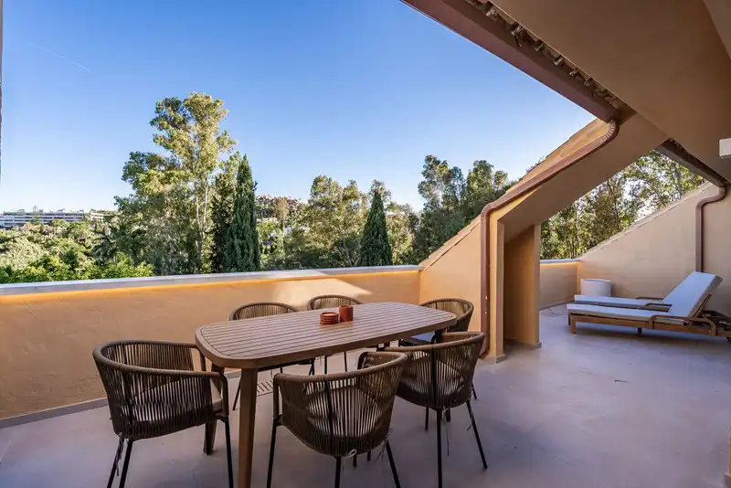 Dúplex amb terrassa en venda a Nueva Andalucía, imagen 41