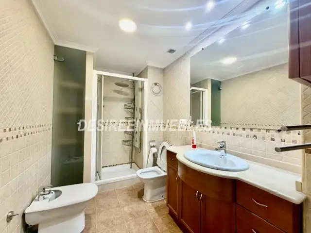 Baño de Piso en venta en Valencia con Aire acondicionado, Calefacción y Parquet