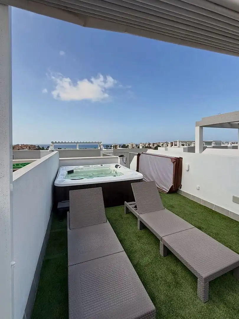 Casa con piscina in vendita a Atlanterra