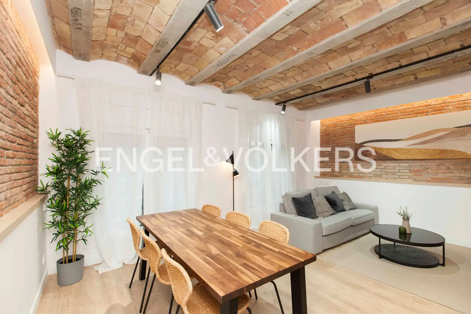 Dining room of Flat for sale in Barcelona  with Air Conditioner, Heating and Parquet flooring