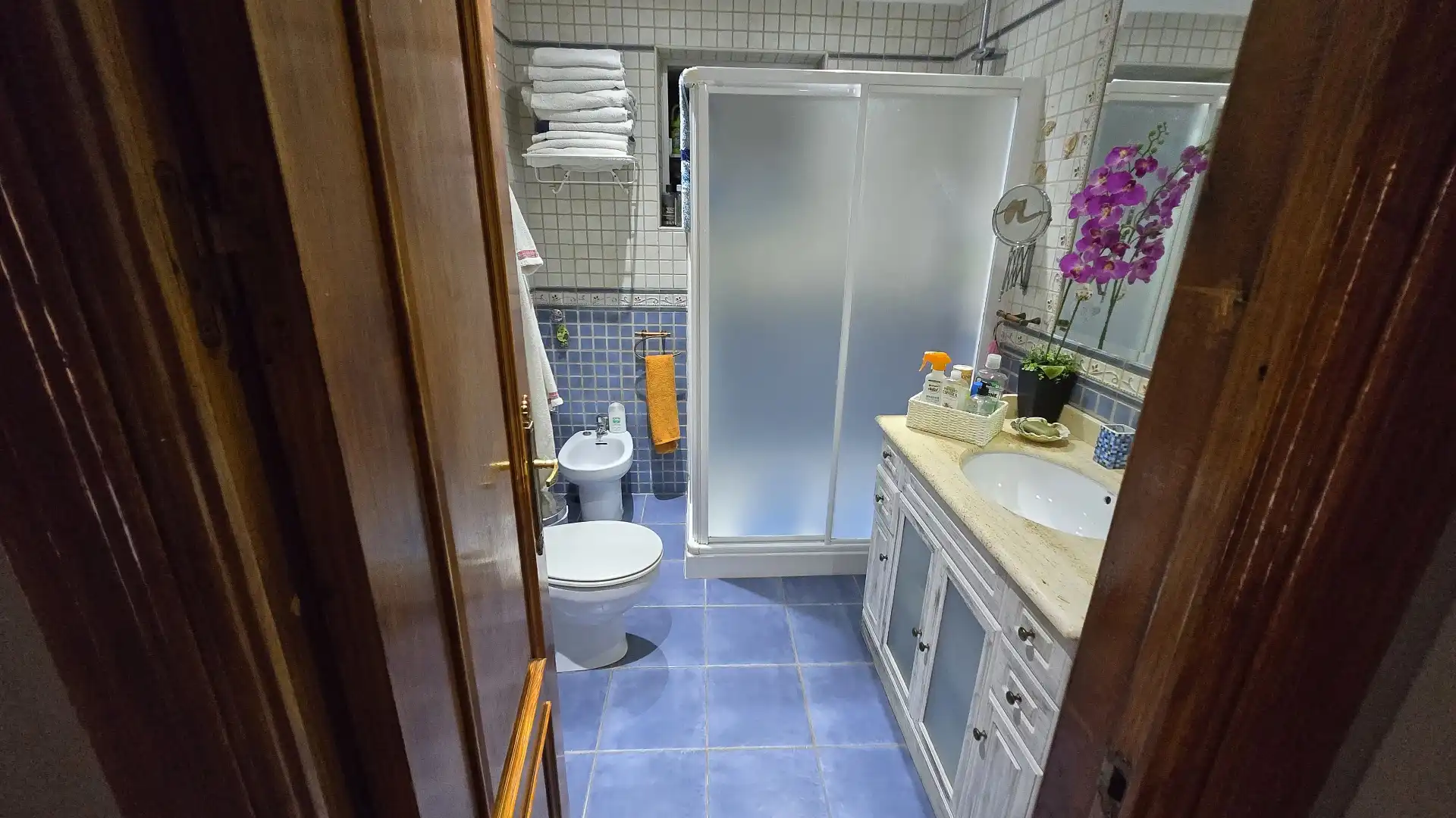 Bathroom of Houses for sale in Málaga  with Air Conditioner, Private garden and Terrace