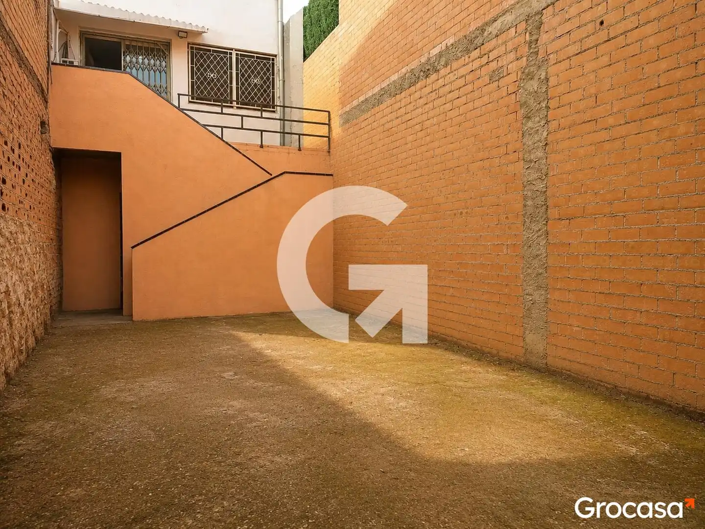 Vista exterior de Piso en venta en Cervelló con Aire acondicionado, Calefacción y Jardín privado