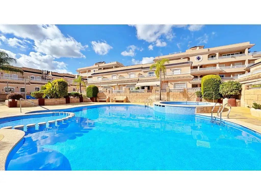 Casa adosada en venta en Calle Cuerda, Playa Flamenca