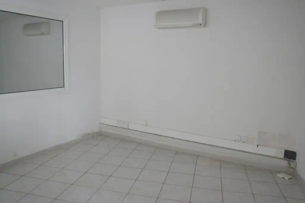 Local en venta en La Jonquera