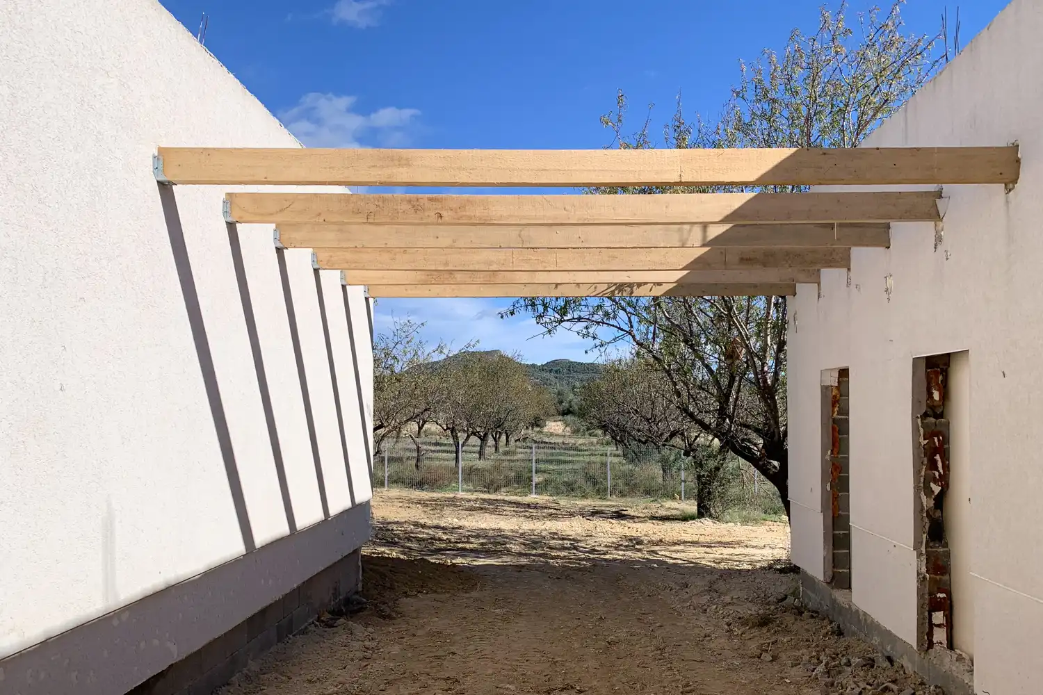 Vista exterior de Casa o chalet en venta en Villar del Arzobispo con Aire acondicionado, Calefacción y Jardín privado