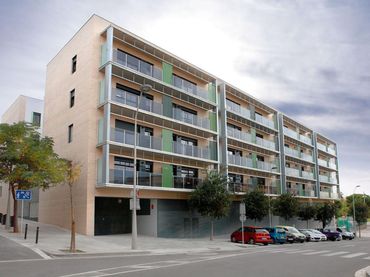 Individual for sale in Carrer dels Països Catalans