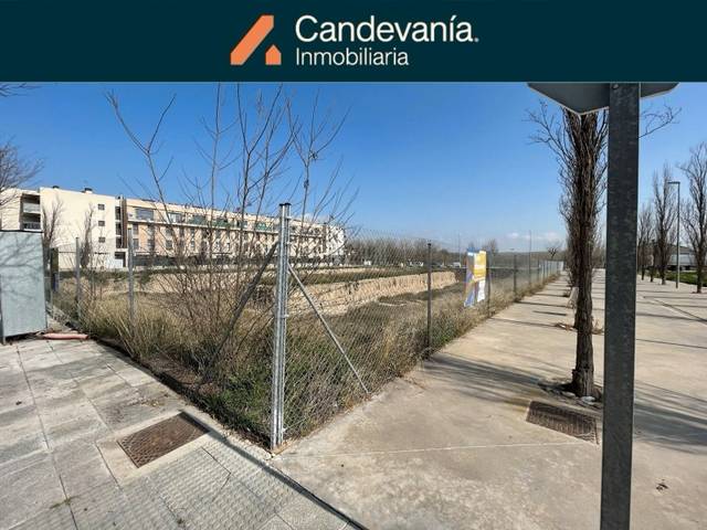 Terreno residencial en Venta en Avenida Océano Atlántico, 73 en Zuera
