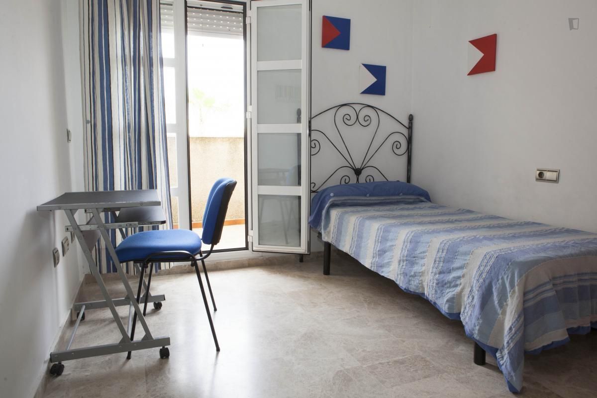 Casa o xalet de lloguer a Puertas del sur - Guadabajaque