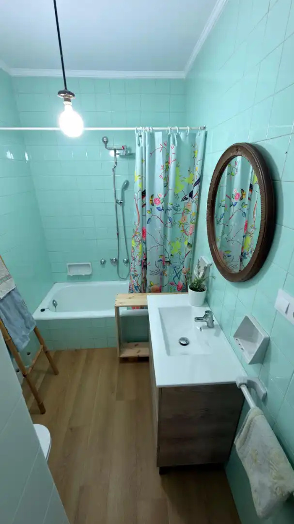 Bathroom of Flat for rent in Monforte de Lemos  with Heating, Furnished and Oven