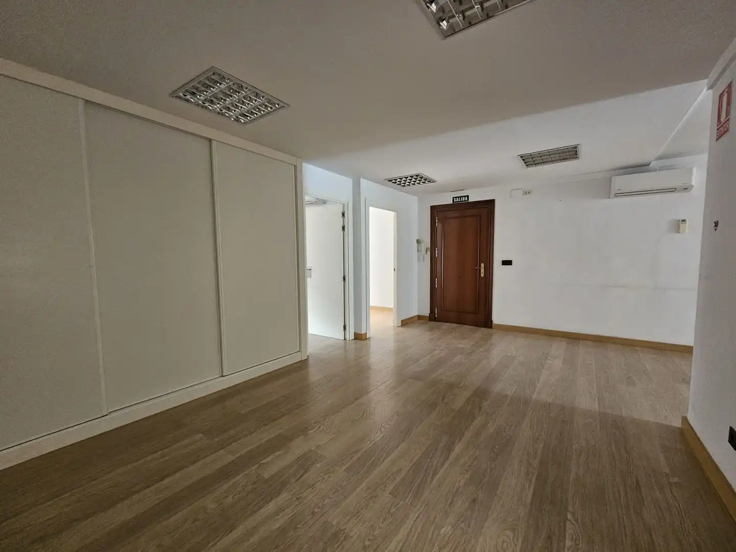 Wohnung mit Aufzug zum Verkauf in Calle Presidente Leopoldo Calvo Sotelo