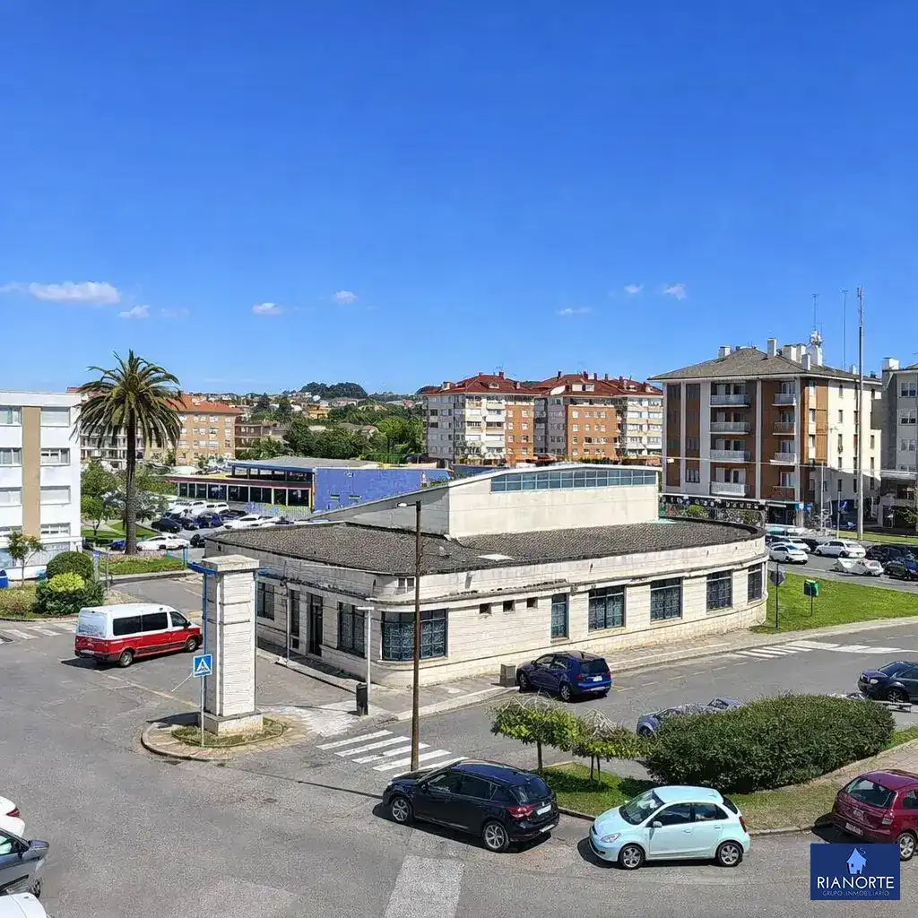 Vista exterior de Piso en venta en Gozón con Calefacción, Microondas y Balcón