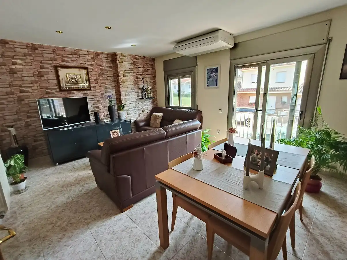 Living room of Houses for sale in Sils  with Air Conditioner, Heating and Private garden
