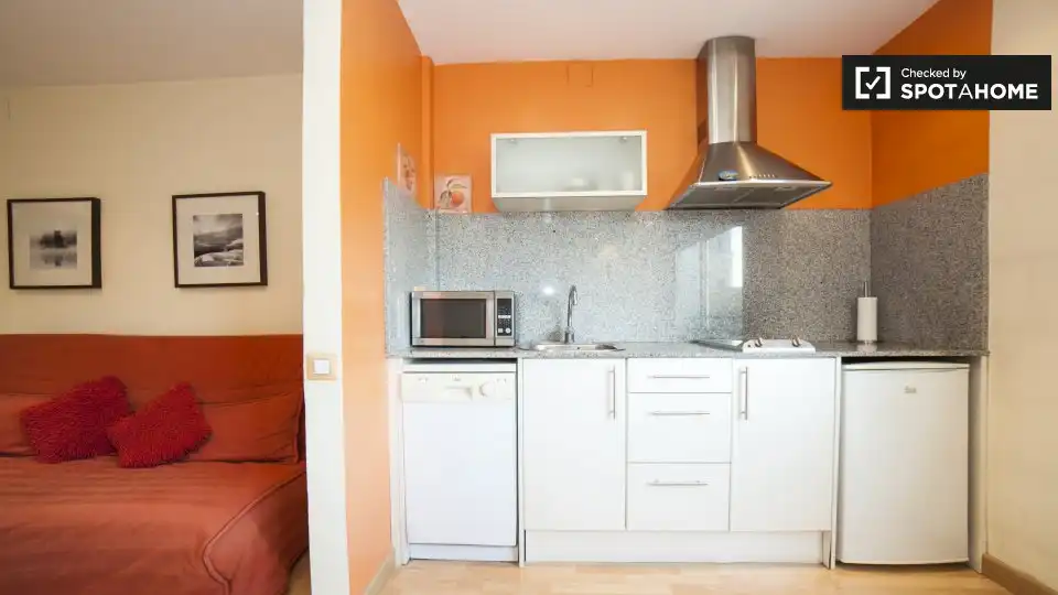 Appartamento in affitto a Eixample, imagen 3
