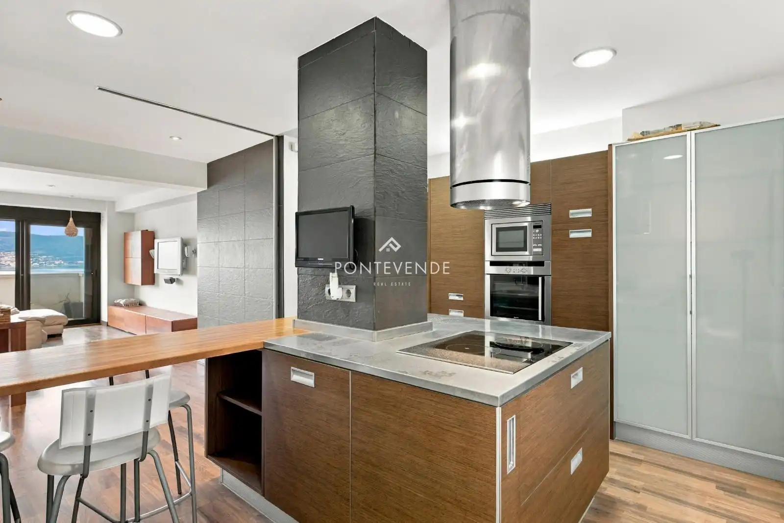 Kitchen of Flat for sale in Marín, Pontevedra