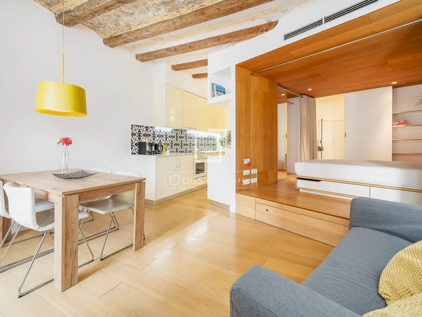 Sala de estar de Piso en venta en Barcelona con Aire acondicionado, Parquet y Amueblado
