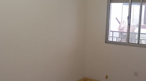 Foto 4 de Piso en venta en Calle de Venecia, Pinares de Venecia, Zaragoza Capital