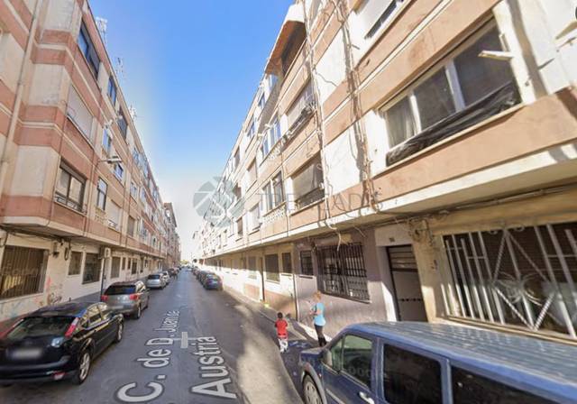 Piso en Venta en don juan de austria en Centro