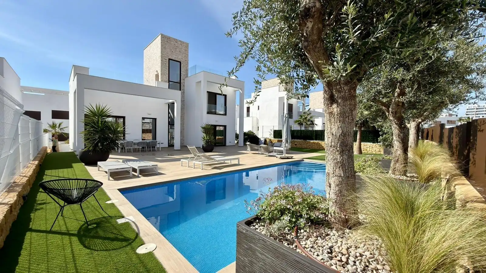 Chalet con piscina en venta en Calle EQUADOR, imagen 48