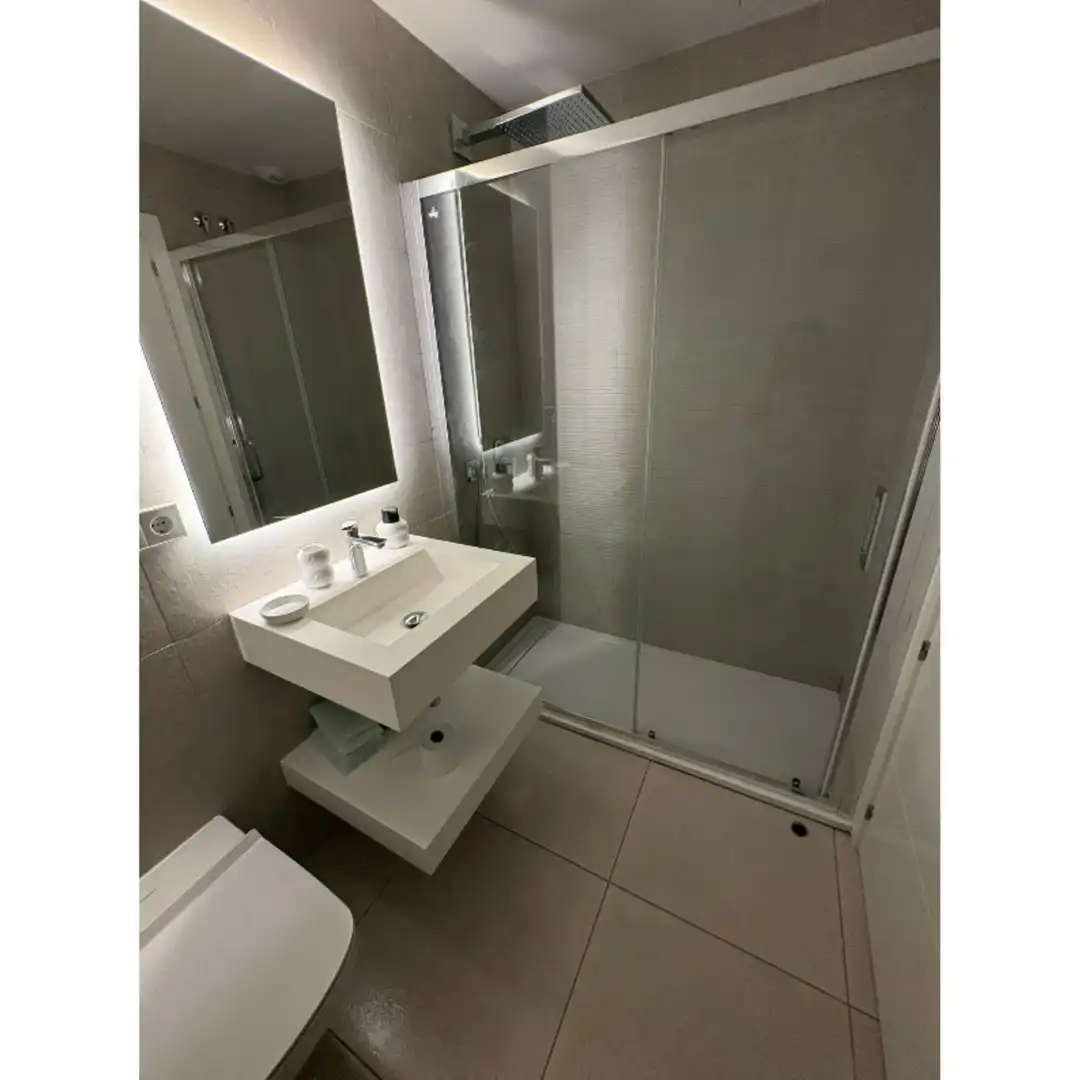 Baño de Apartamento de alquiler en Mijas con Aire acondicionado y Piscina comunitaria
