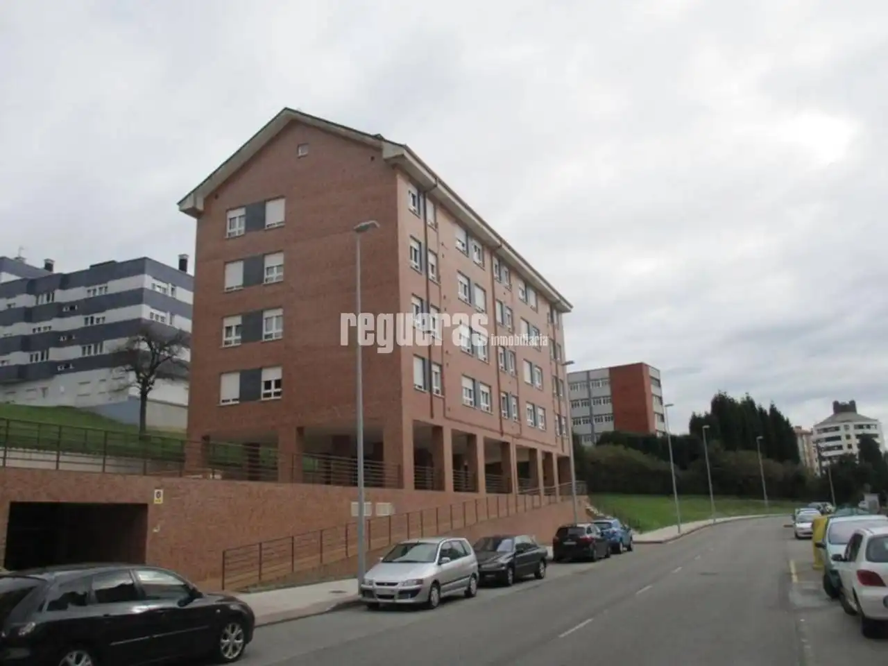 Parcheggio in vendita a Comadres