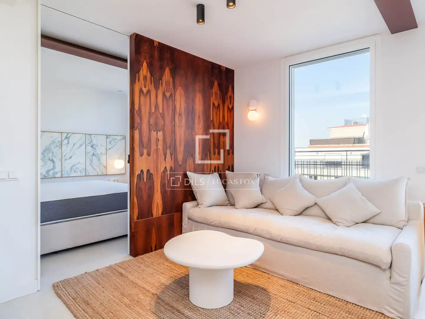 Sala d'estar de Àtic en venda en Barcelona amb Aire condicionat, Terrassa i Moblat